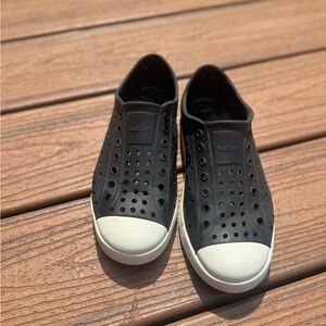 Native Jefferson’s in black and white - size 3